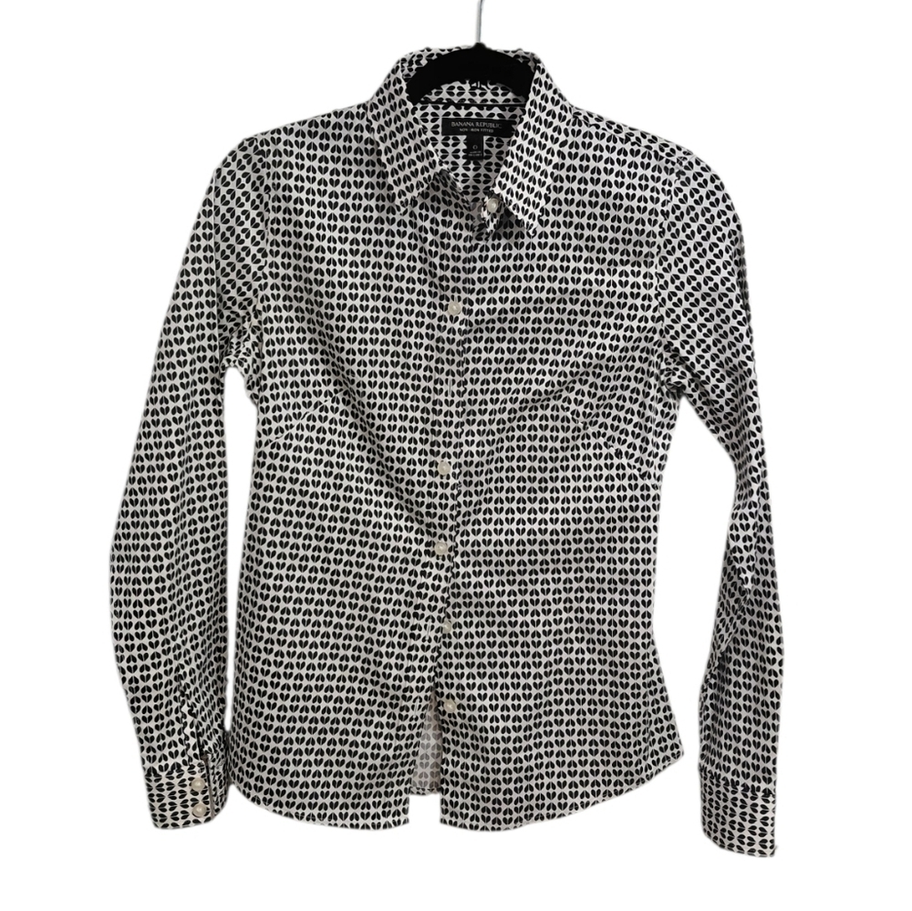 Banana Republic Black and White Patterned Blouse